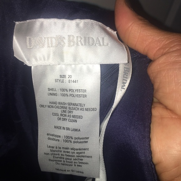 Gown - Picture 8 of 8